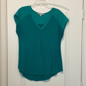 Adrienne Vittadini Green Fitted Cap Sleeve Blouse